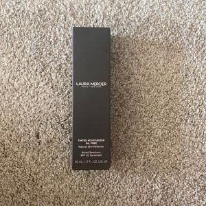 Laura Mercier Tinted Moisturizer Oil Free Spf20